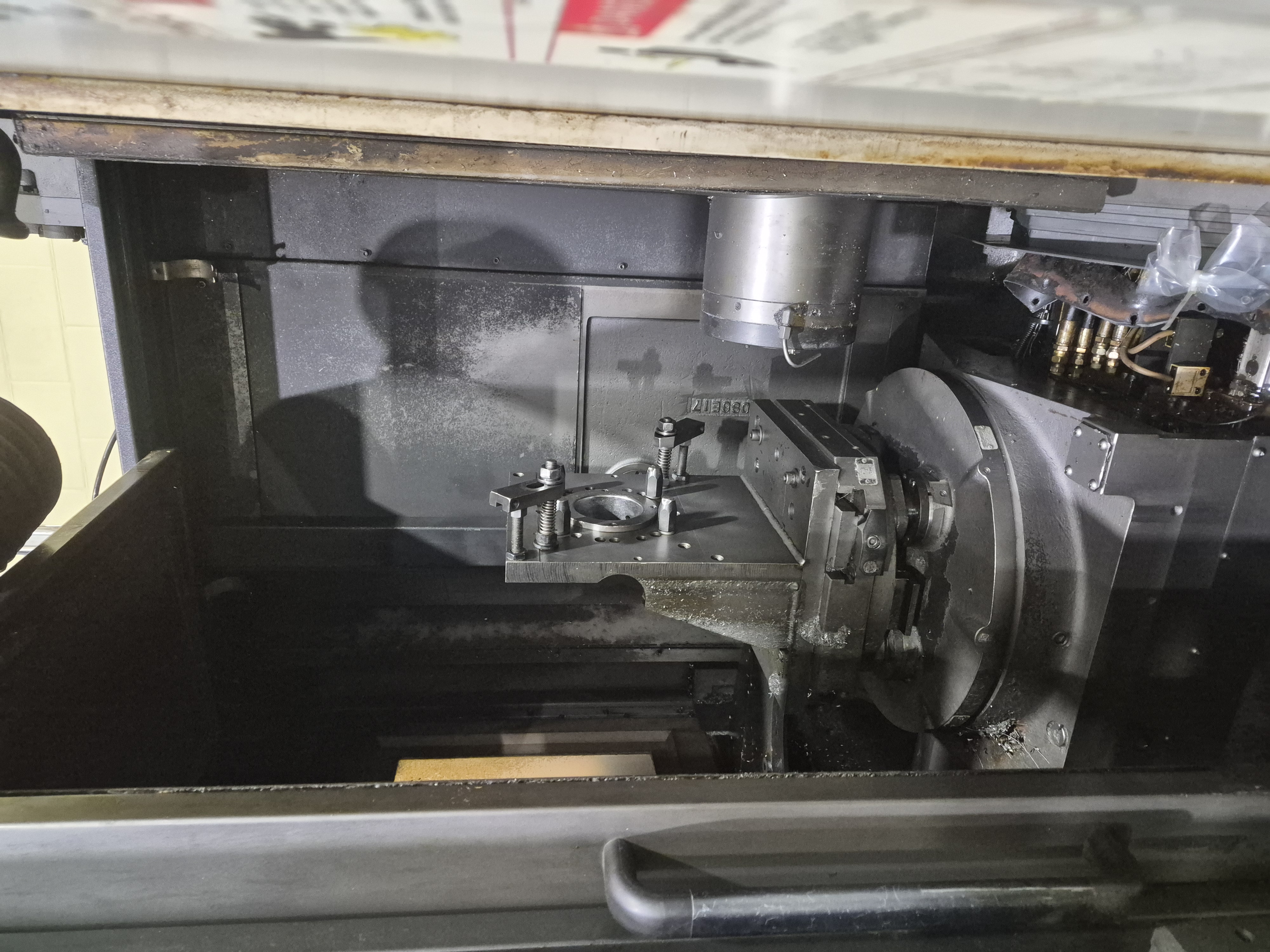 Doosan HP 4000 Horizontal Machining Center used Horizontal Machining Center (HMC) photo 4